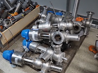 Apv - afbeelding 3 van  10