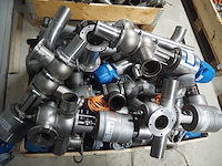 Apv - afbeelding 6 van  10