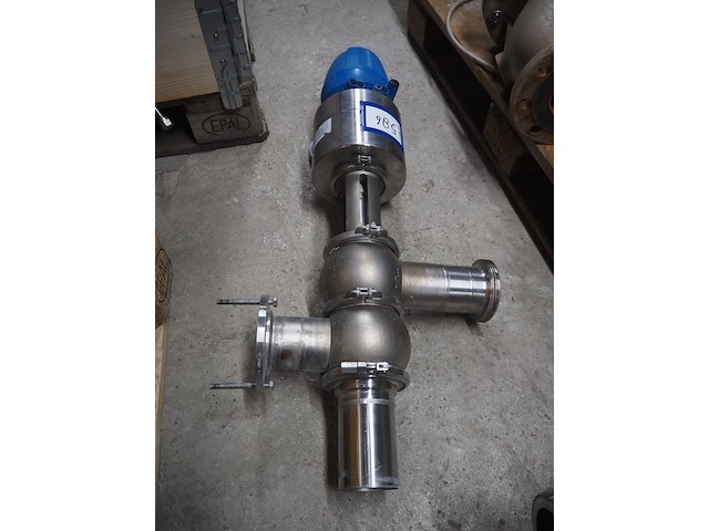 Apv - afbeelding 8 van  10