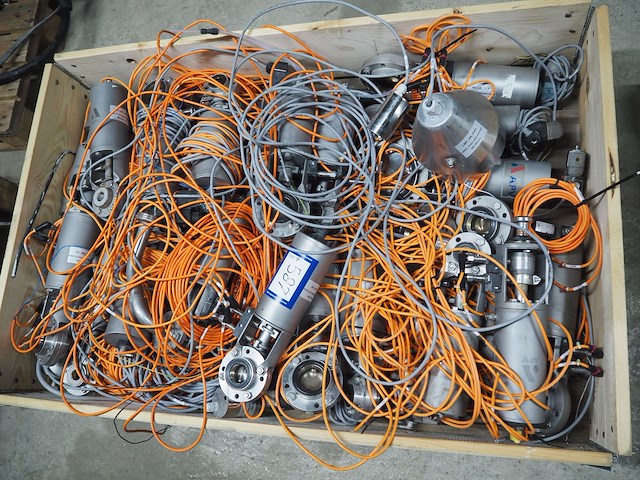 Apv - afbeelding 6 van  10