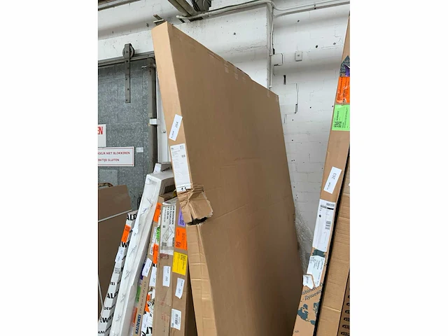 Aqua concept wall concept 210 top stock douchewand - afbeelding 3 van  4