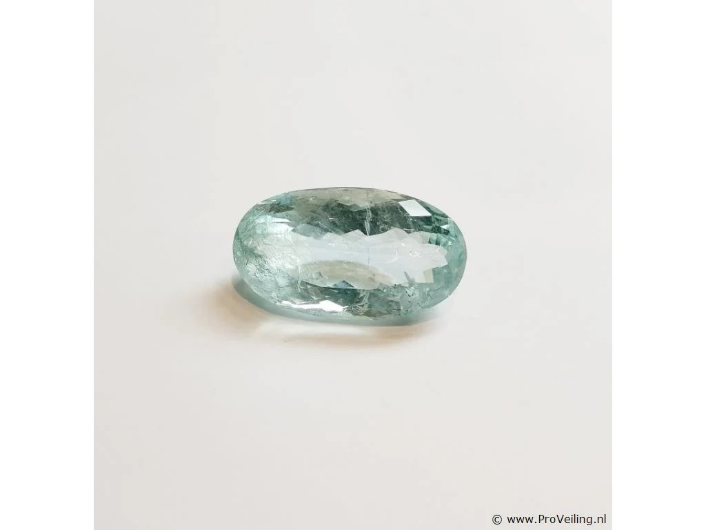 Gemstones/edelstenen veiling o.a. aquamarine, sapphire, ruby & tanzanite