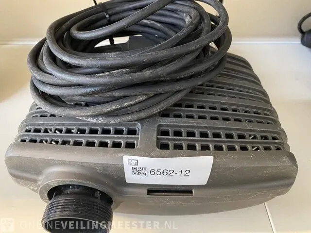 Aquamax eco classic 8500 vijverpomp oase, 8500 l/h - afbeelding 1 van  2