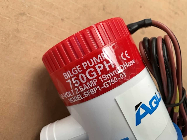 Aquila 750gph bilge pump - afbeelding 3 van  3