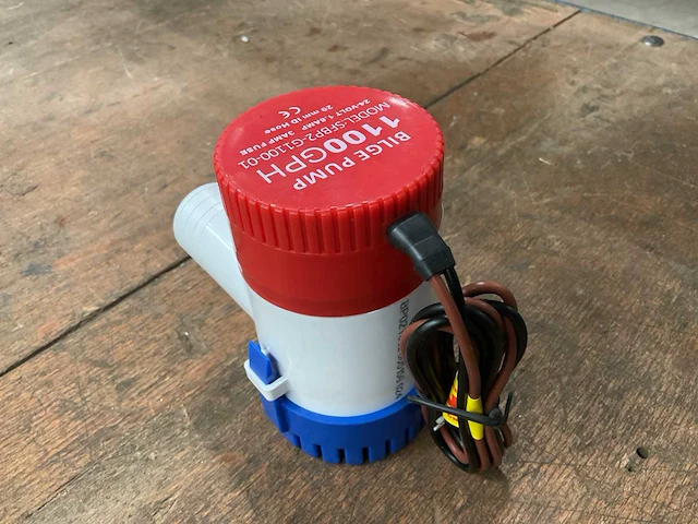 Aquila sfbp2-g1100-01 bilge pump - afbeelding 4 van  4