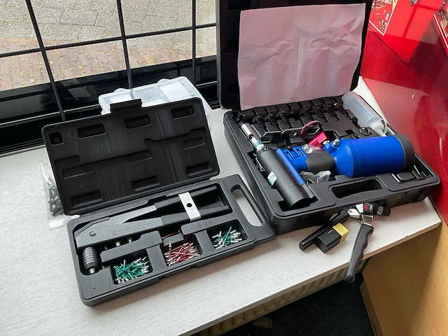 Ar-tool lr-061 blindklinknagelmachine - afbeelding 1 van  10