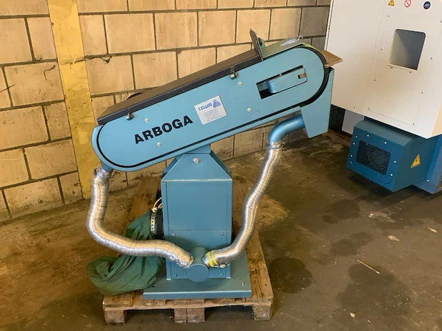 Arboga 150x-2000 backstand bandschuurmachine - afbeelding 2 van  3