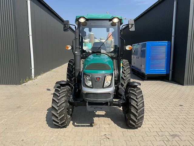 Arbos-lovol 2035 4x4 vierwielaangedreven landbouwtractor - afbeelding 28 van  31