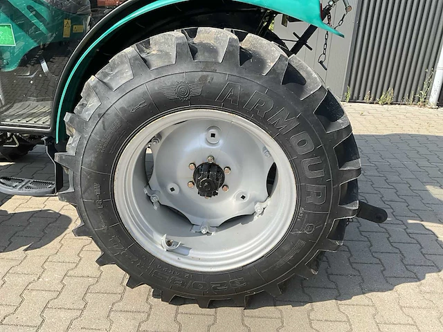 Arbos-lovol 2035 4x4 vierwielaangedreven landbouwtractor - afbeelding 31 van  31