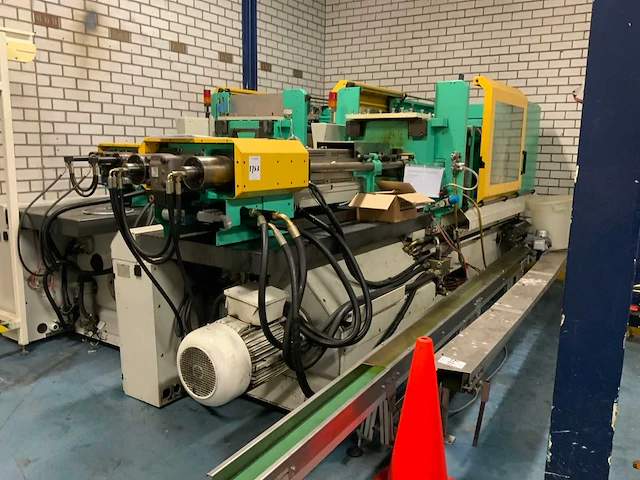 Arburg alrounder selecta spuitgietmachine (2x) - afbeelding 2 van  6