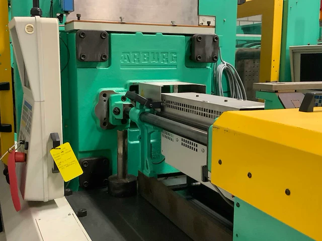 Arburg alrounder selecta spuitgietmachine (2x) - afbeelding 4 van  6