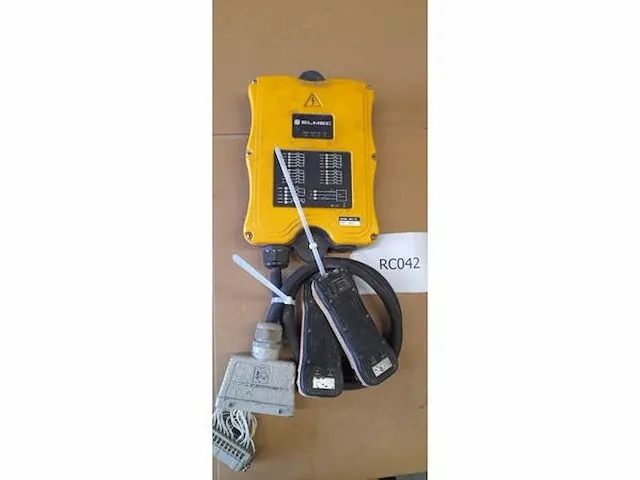 Arc & hetronic radiobesturingen t.b.v. bovenloopkranen / takels - afbeelding 1 van  6