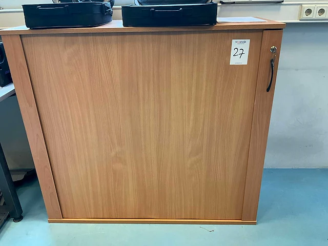 Archiefkast en werktafel met stoelen (2x) - afbeelding 2 van  7