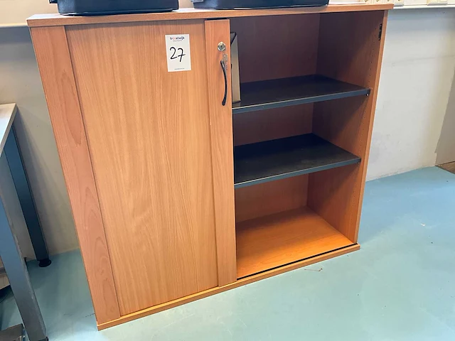 Archiefkast en werktafel met stoelen (2x) - afbeelding 3 van  7