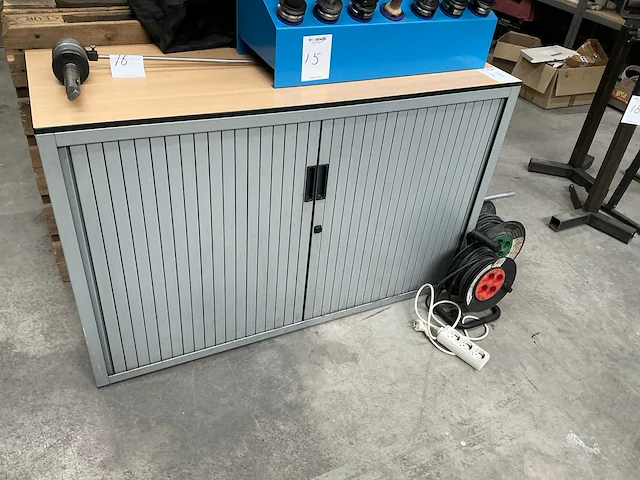 Archiefkast met 2 kabelhaspels - afbeelding 1 van  4