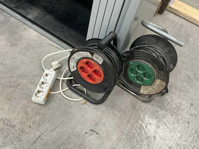 Archiefkast met 2 kabelhaspels - afbeelding 4 van  4
