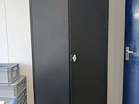 Archiefkast met inhoud | locatie roden - afbeelding 1 van  21
