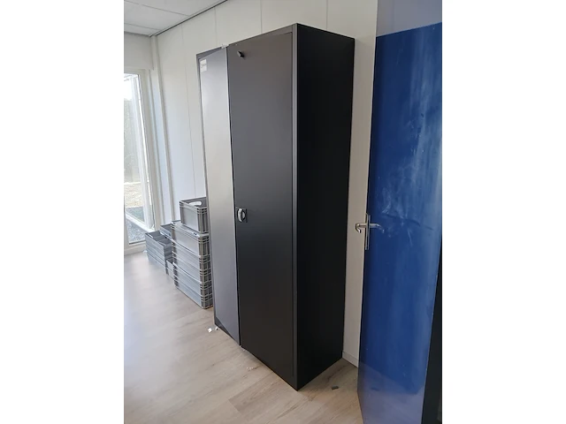 Archiefkast met inhoud | locatie roden - afbeelding 12 van  21