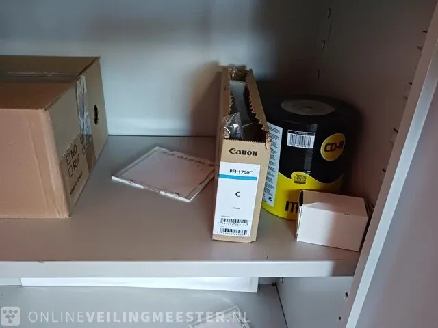Archiefkast met inhoud - afbeelding 3 van  12