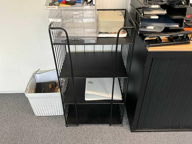 Archiefkast met kantoorartikelen - afbeelding 3 van  8