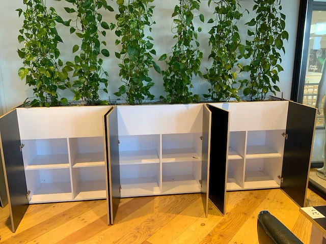 Archiefkast met plantenbak - afbeelding 2 van  4