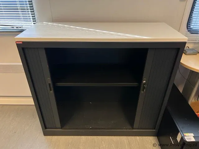 Archiefkast met roldeuren - 108x47x120 cm - afbeelding 1 van  2