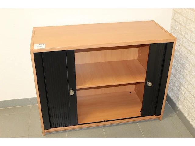 Archiefkast met twee roldeuren. afmeting 100 x 42 x 75 cm. - afbeelding 1 van  2