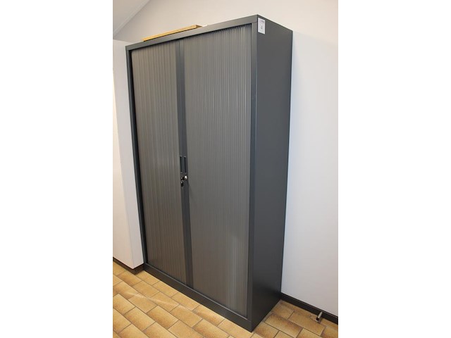 Archiefkast met twee roldeuren. afmeting 120 x 43 x 198 cm. let op: excl. inhoud. - afbeelding 3 van  3