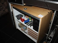 Archiefkast met verticale roldeur. afmeting 80 x 45 x 80 cm. let op: exclusief inhoud. - afbeelding 2 van  2