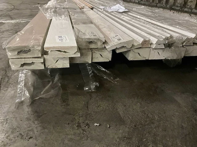 Architrafen en sierlijsten (51x) - afbeelding 4 van  8