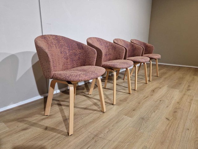 Arco - close - eetkamerstoelen - showroommodellen (4x) - afbeelding 2 van  12