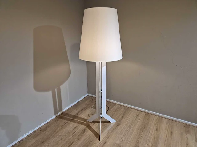 Arco - dijkos-ztahl - vloerlamp - floor lamp - afbeelding 2 van  8