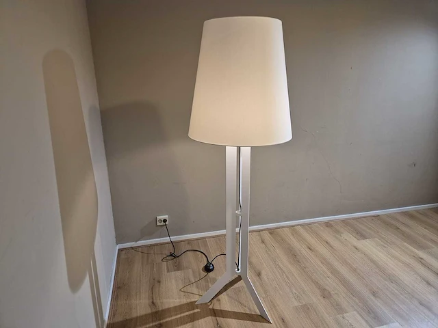 Arco - dijkos-ztahl - vloerlamp - floor lamp - afbeelding 3 van  8