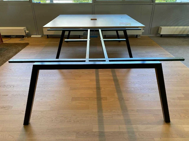 Arco close - design conferentie set 320x180 - afbeelding 15 van  27