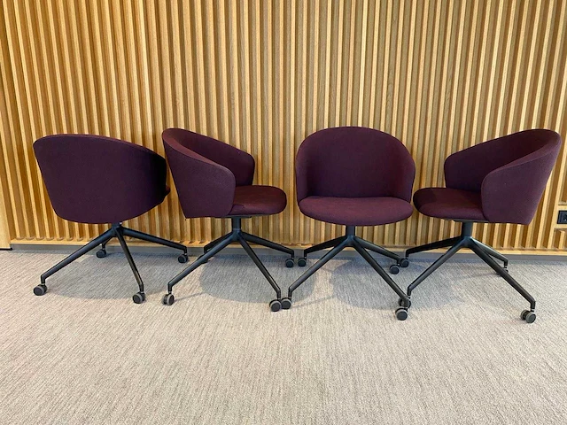 Arco close - design conferentie set 320x180 - afbeelding 12 van  27