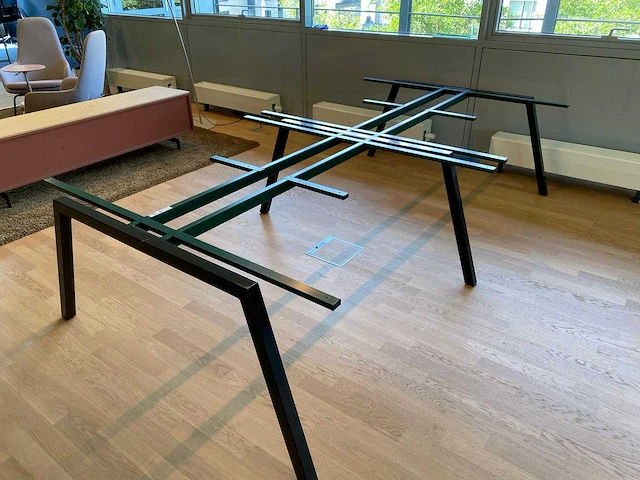 Arco close - design conferentie set 320x180 - afbeelding 18 van  27