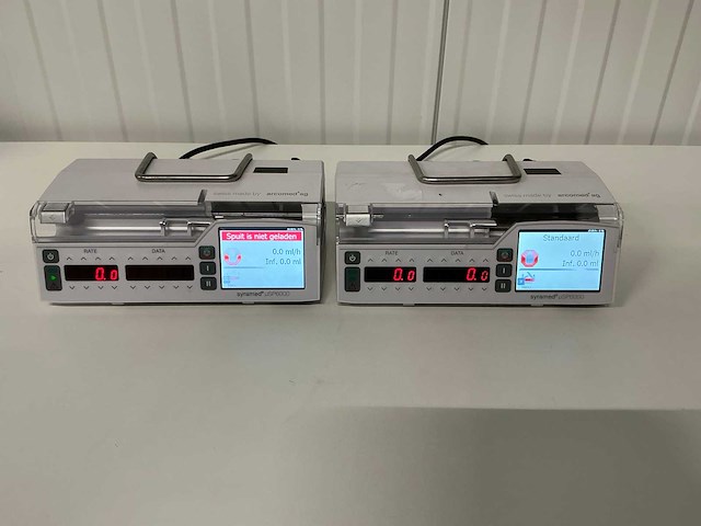 Arcomed - syramad usp6000 - spuitpompen (2x) - afbeelding 1 van  6