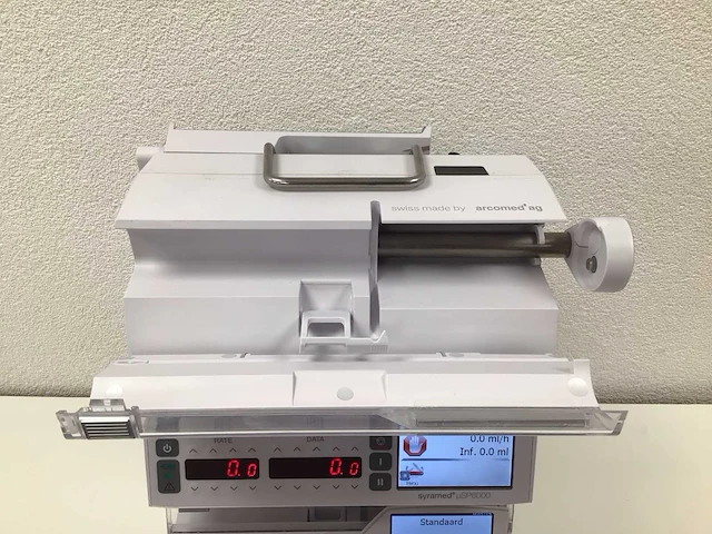 Arcomed usp6000 infuus pompen (4x) - afbeelding 5 van  6