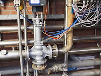 Ari - afbeelding 1 van  9