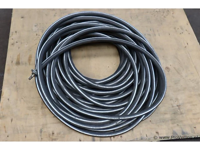 Ariaform luchtslang type pn 10/16 din 20018 - 2014 - pb 54 bar - 30mtr - afbeelding 1 van  3