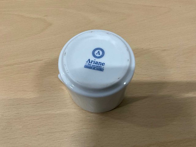 Ariane brasserie melkkannetjes (84x) - afbeelding 5 van  7