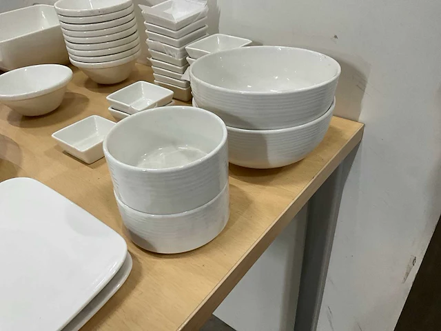 Ariane divers servies - afbeelding 6 van  9