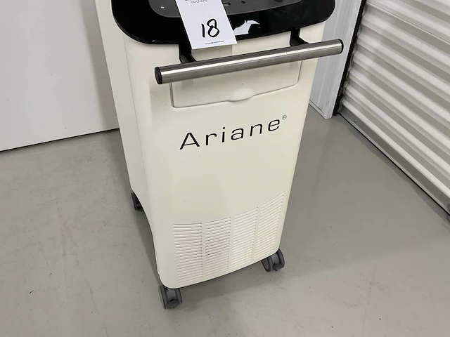 Ariane ipl st-lcd-gsm huid behandelingsstation - afbeelding 4 van  6