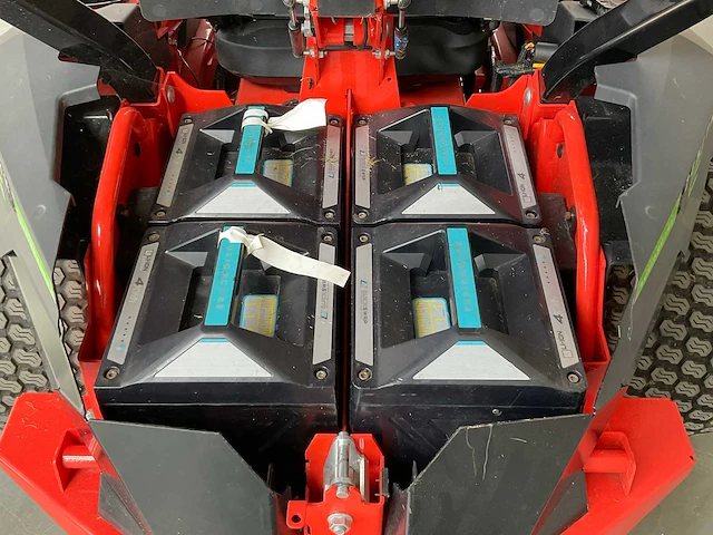 Ariens zenit e 60rd elektrische zitmaaier - afbeelding 11 van  15