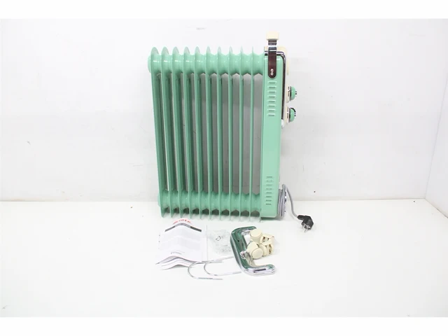 Ariete 0839/14 vintage olieradiator 2500 watt tot 30m2 3 standen 360 wieltjes mint groen - afbeelding 4 van  4