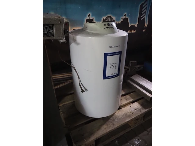 Ariston - afbeelding 1 van  4