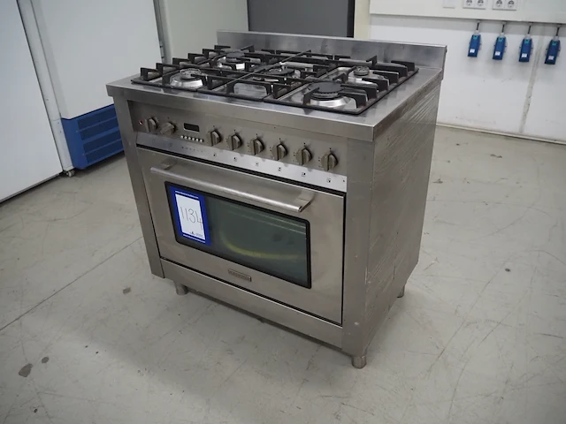 Ariston - afbeelding 1 van  9
