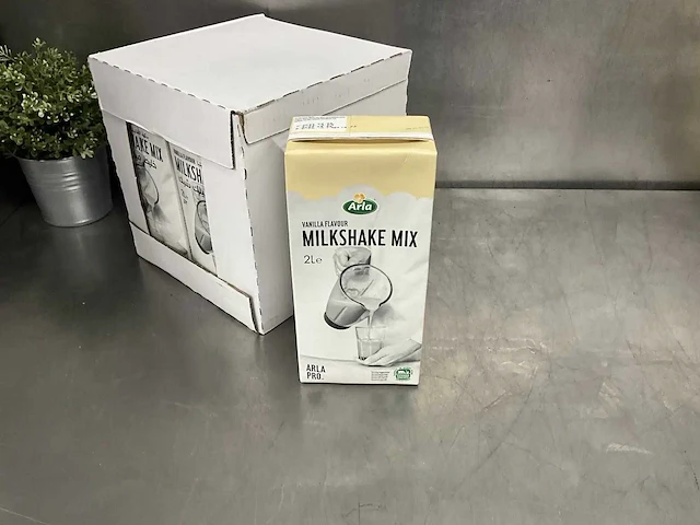 Arla - vanille - doos milkshake mix (10x) - afbeelding 1 van  3