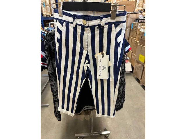 Armani junior - various - return goods (1000x) - afbeelding 39 van  68