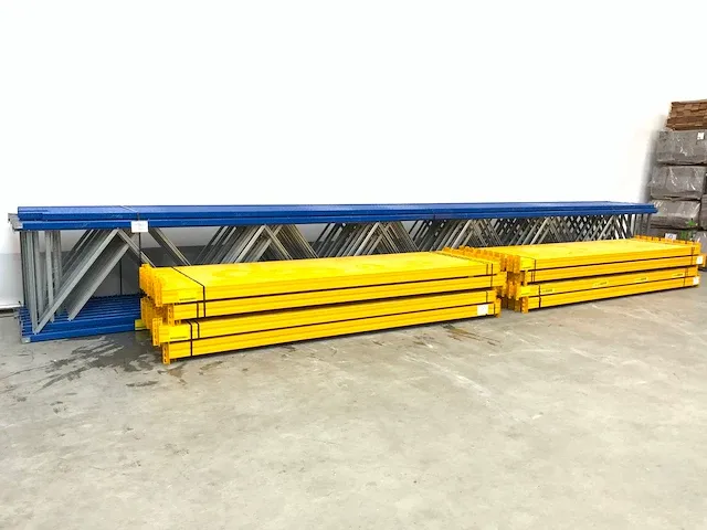 Armes palletstelling - afbeelding 4 van  11